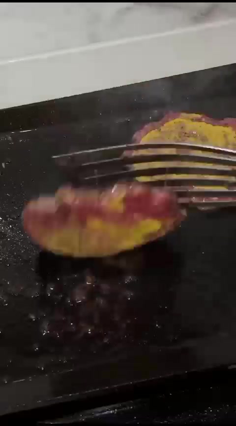 OHH!!This looks interesting! Would you try?!?